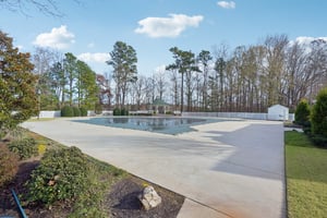 Greenview Dr-1812-901.jpg