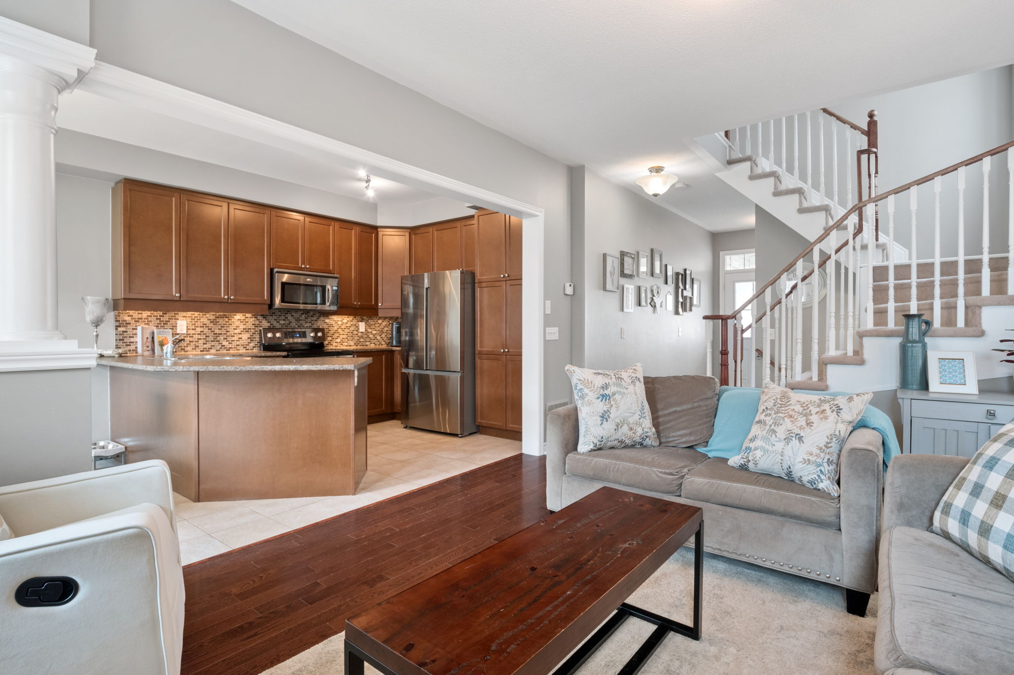 160 Harbourside Dr Whitby, ON L1N 0H6