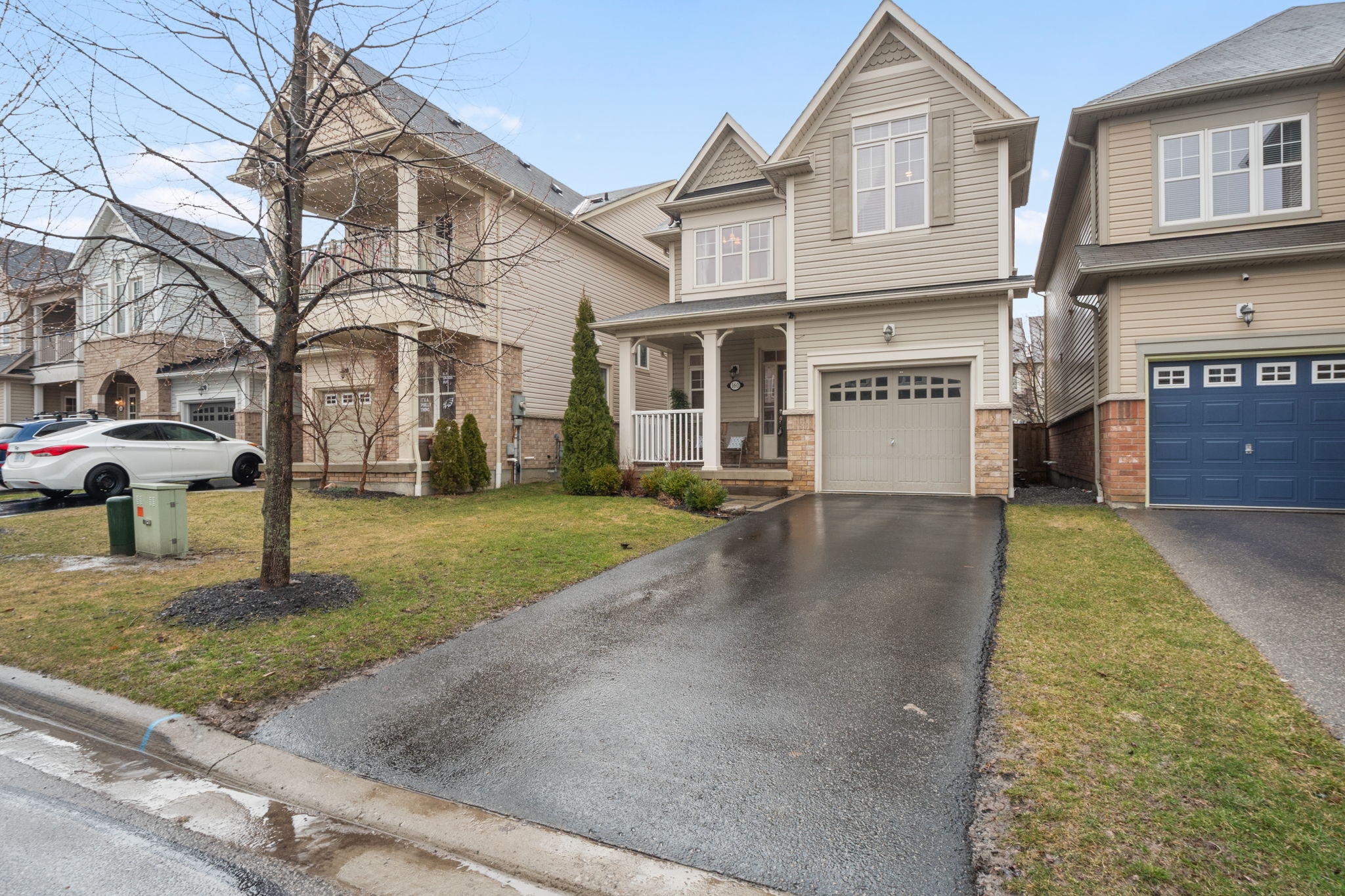 160 Harbourside Dr Whitby, ON L1N 0H6