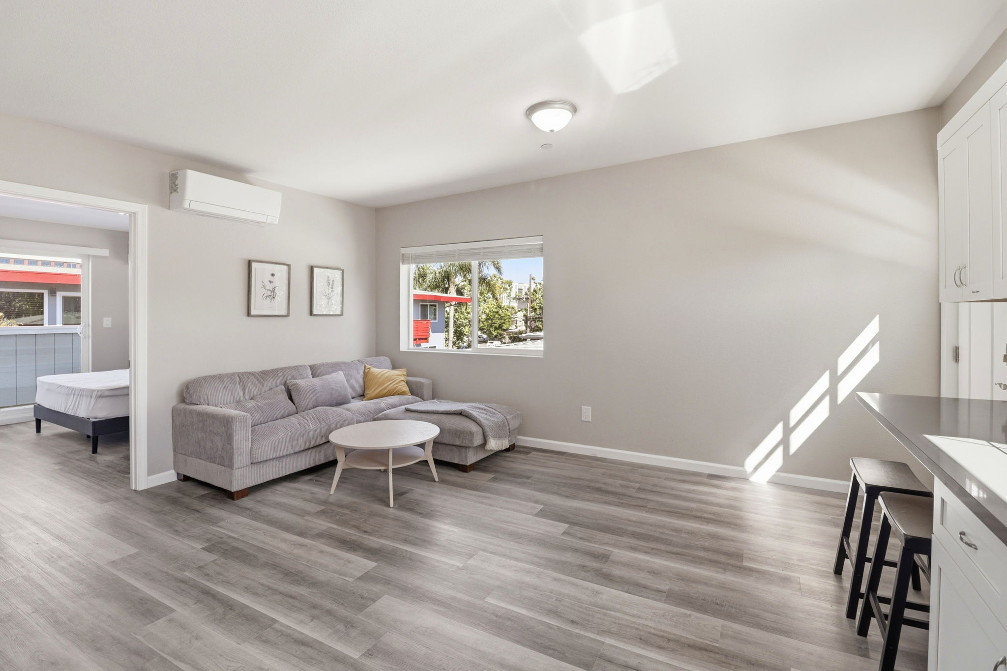 006_F8_160 Harrison Ave