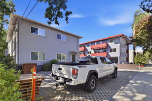 003_F8_160 Harrison Ave