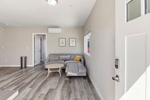 004_F8_160 Harrison Ave