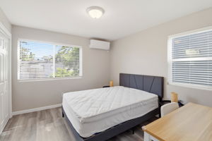 027_F8_160 Harrison Ave