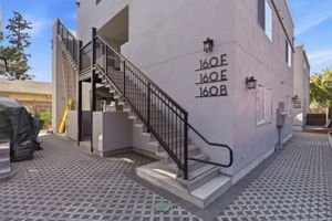 050_F8_160 Harrison Ave