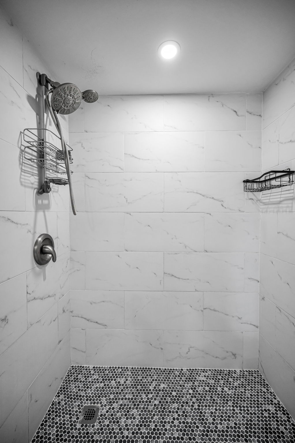 Primary Bathroom1b