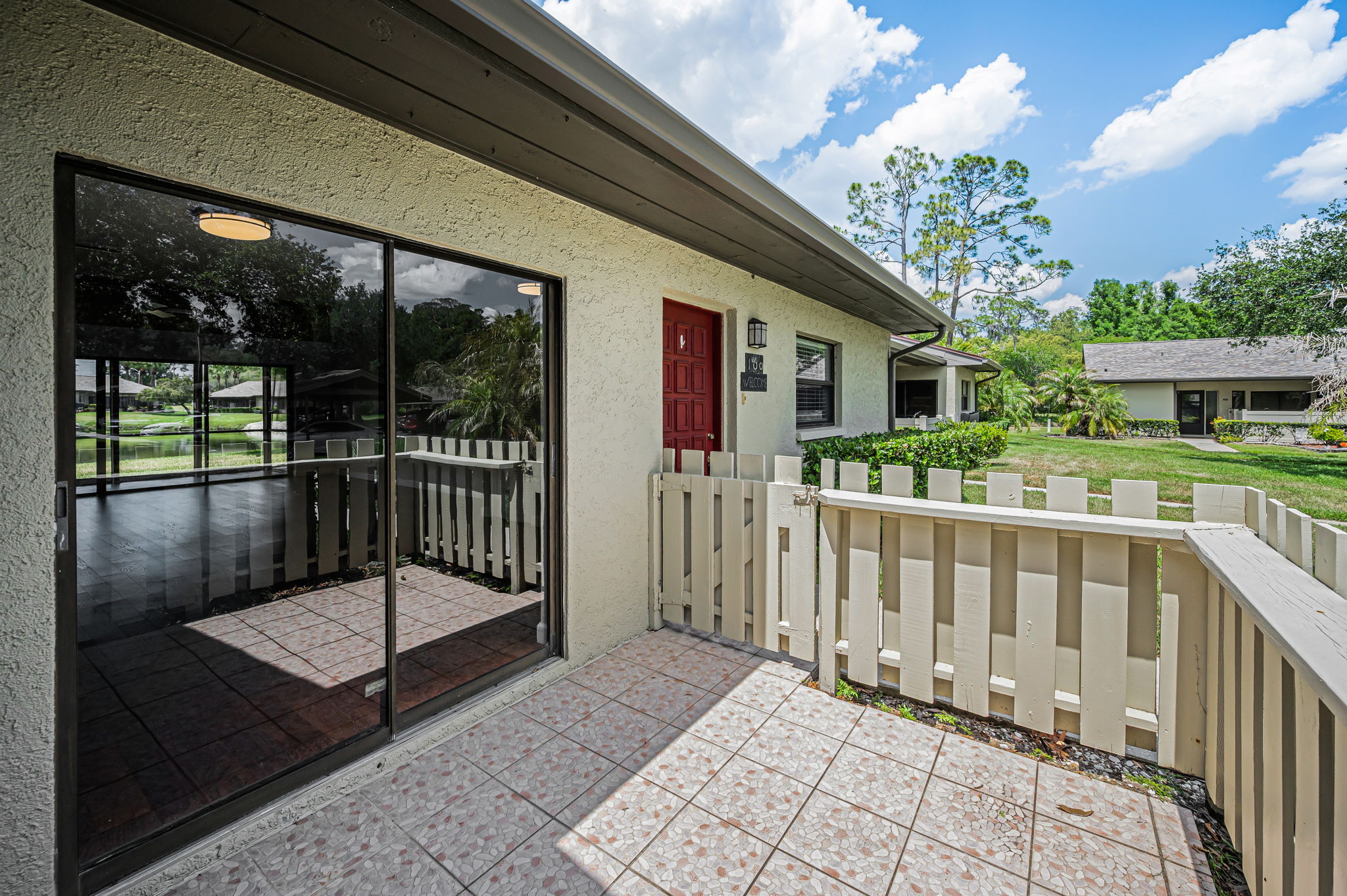 Front Patio4
