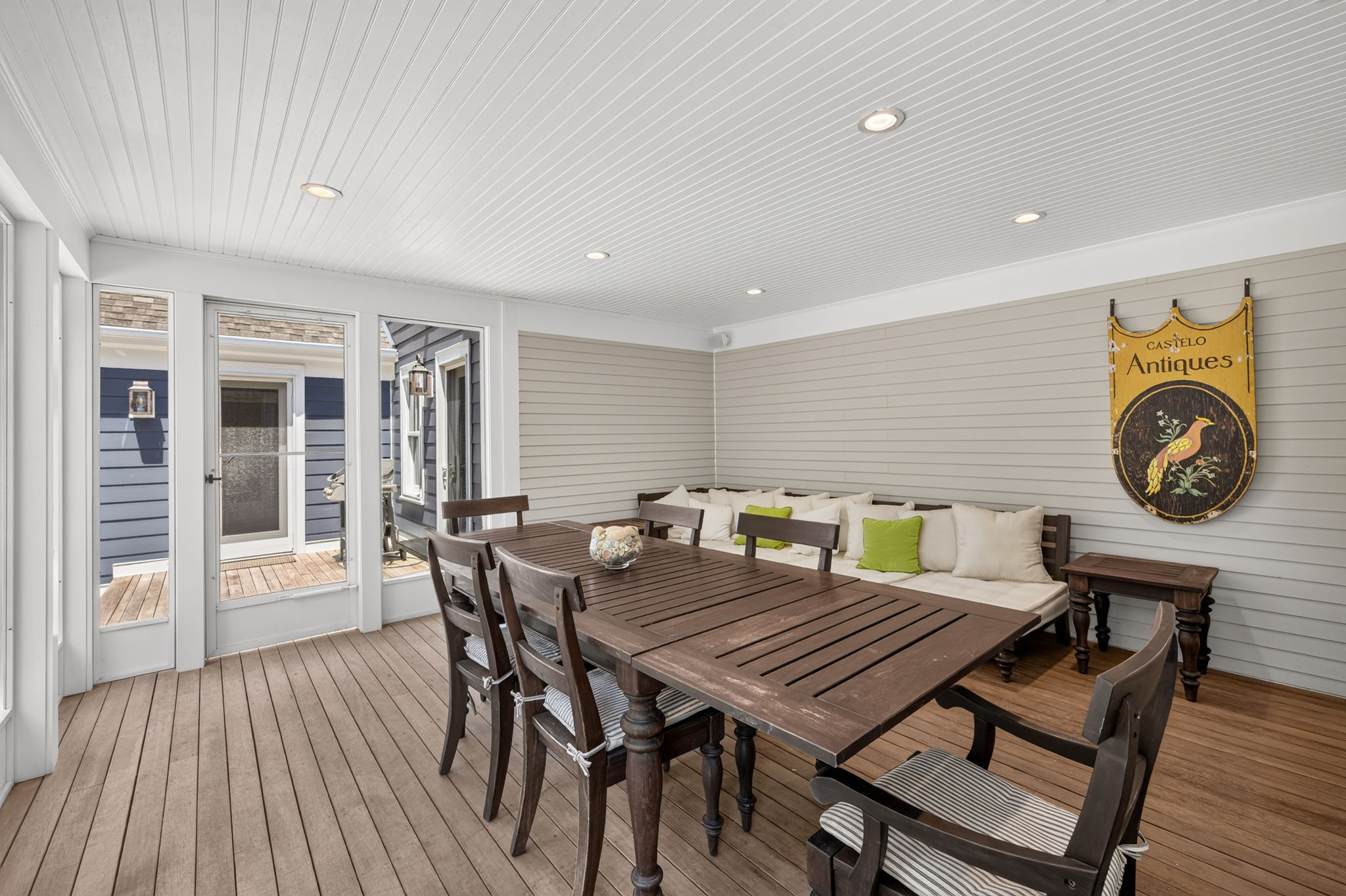  Photo 83