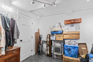  Photo 49
