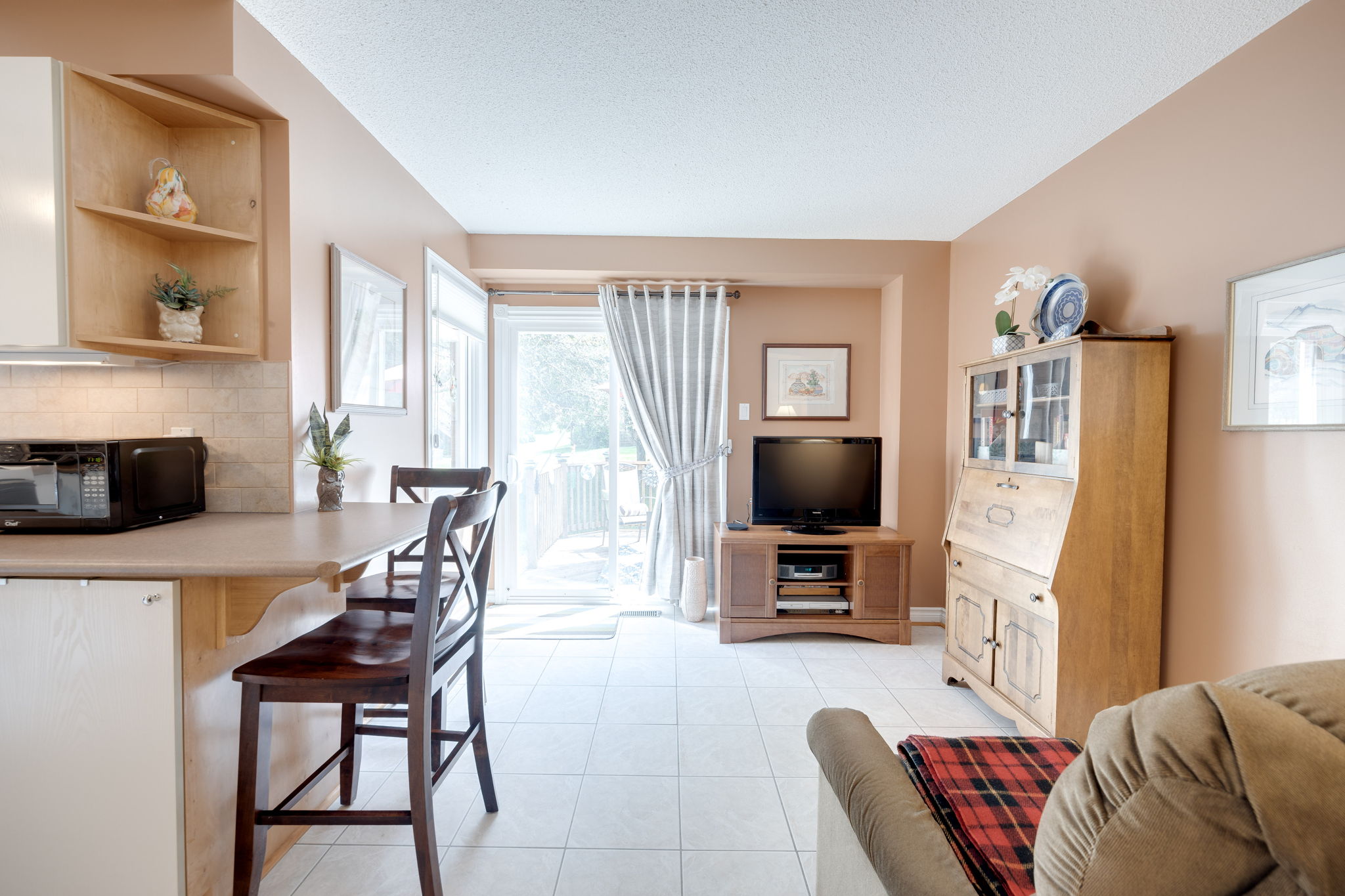Aurora property showcase — delivered property photograph 11