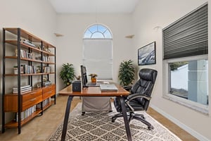 Orlando-26 virtually staged.jpeg