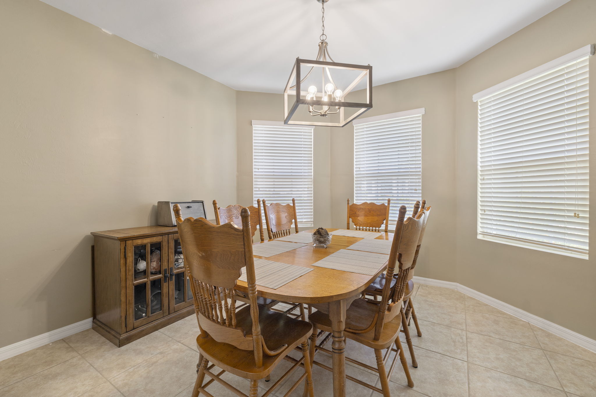 Dining Area 2