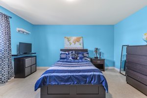  Photo 48