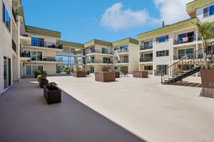 Ardmore Ave 319-1808-901.jpg