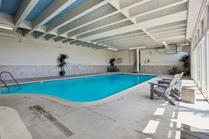 Ardmore Ave 319-1808-915.jpg