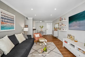 Ardmore Ave 319-S1808-004.jpg