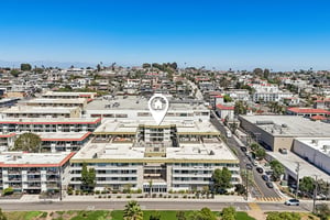 Ardmore Ave 319-S1808-023.jpg