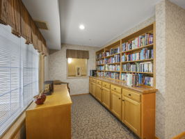  Photo 48