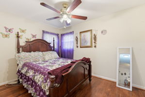  Photo 23