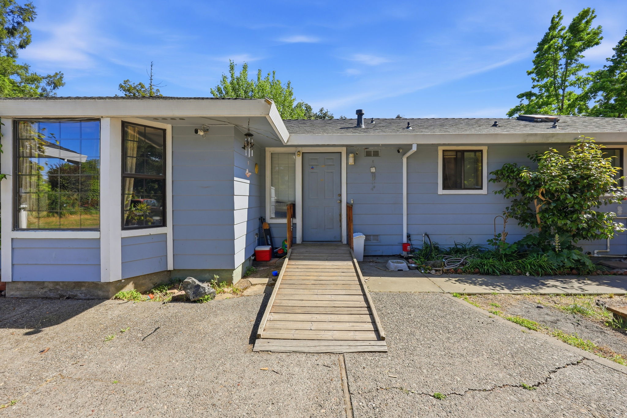 005_F8_1600 Fulton Rd