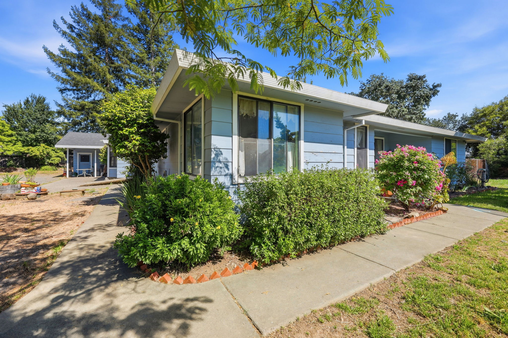 043_F8_1600 Fulton Rd