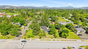 012_F8_AERIAL_1600 Fulton Rd