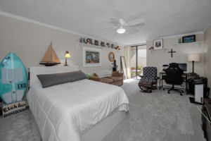 Guest Bedroom21a