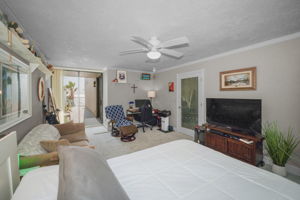 Guest Bedroom21c