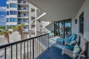 Kitchen Balcony20