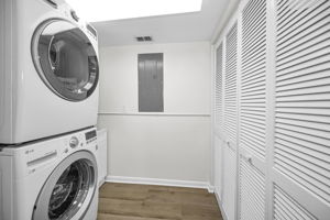 Laundry Room10