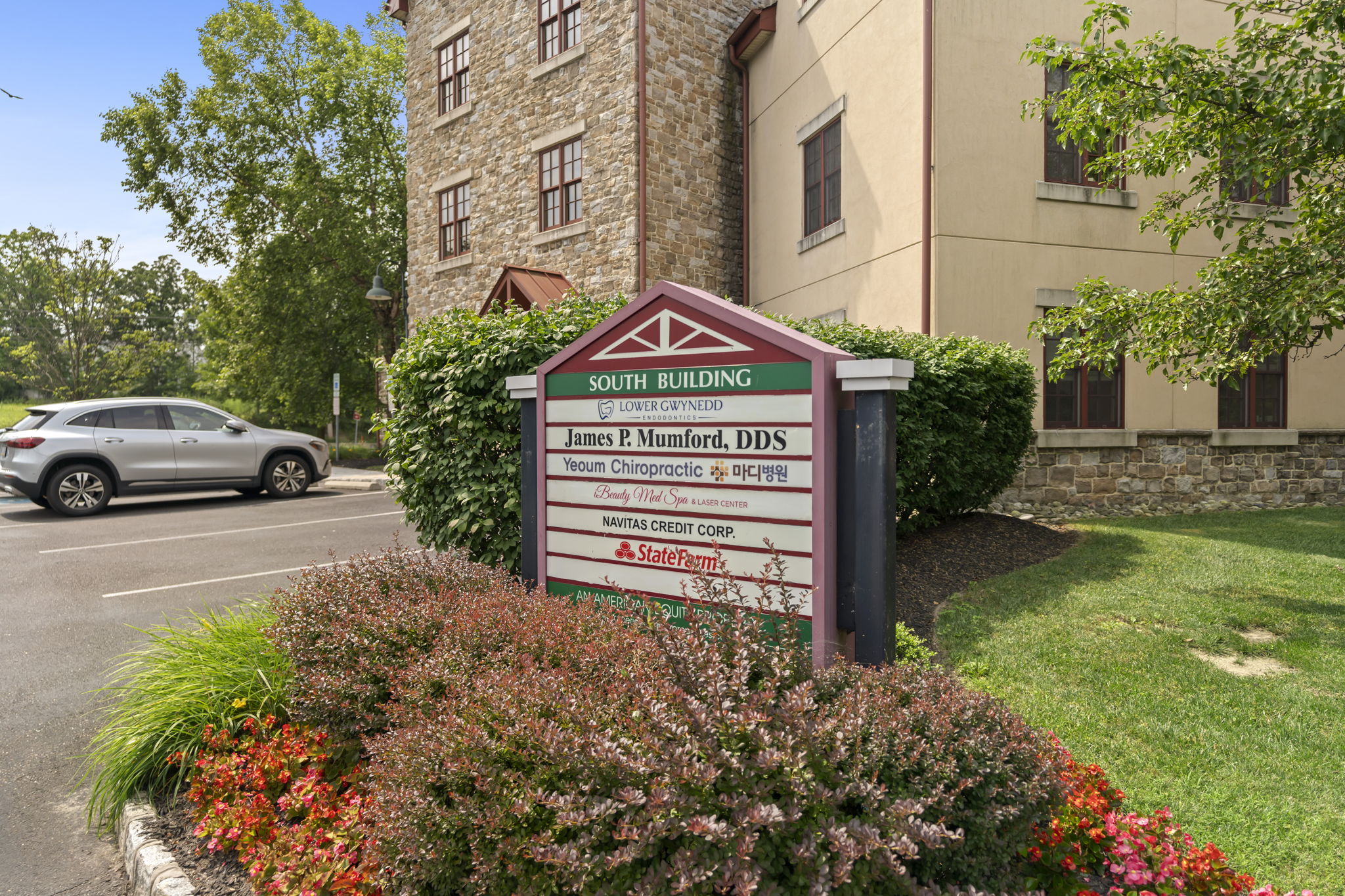  Photo 10