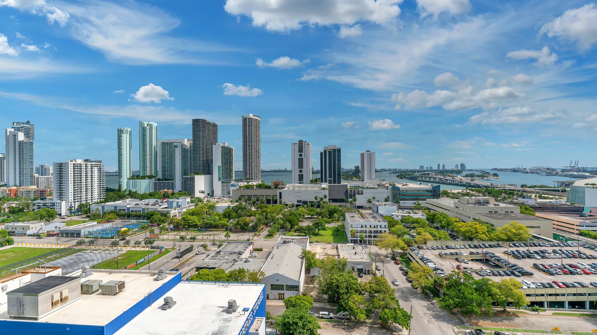 1600 NE 1st Ave, Miami, FL 33132, USA Photo 25