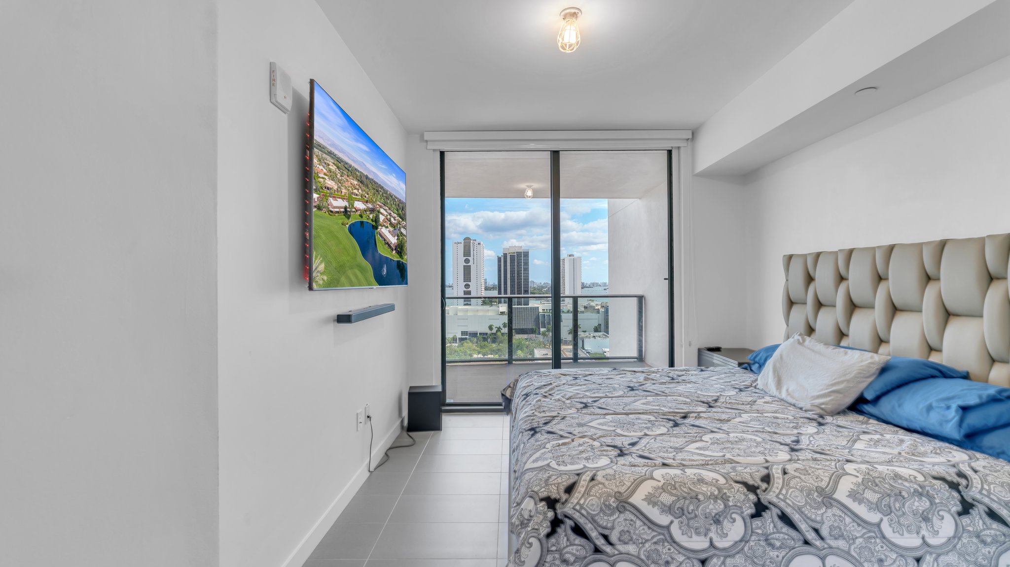 1600 NE 1st Ave, Miami, FL 33132, USA Photo 20