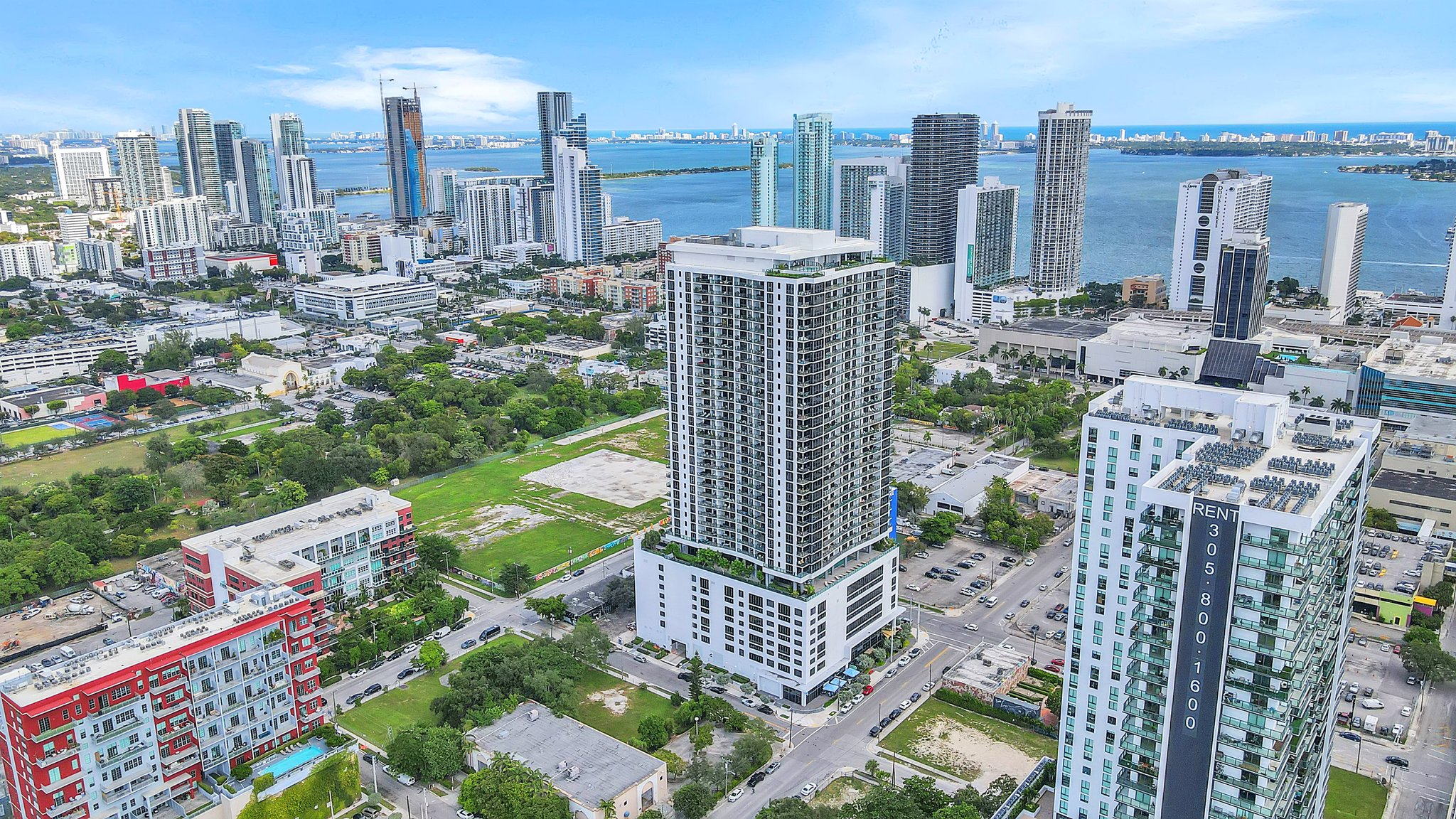 1600 NE 1st Ave, Miami, FL 33132, USA Photo 2