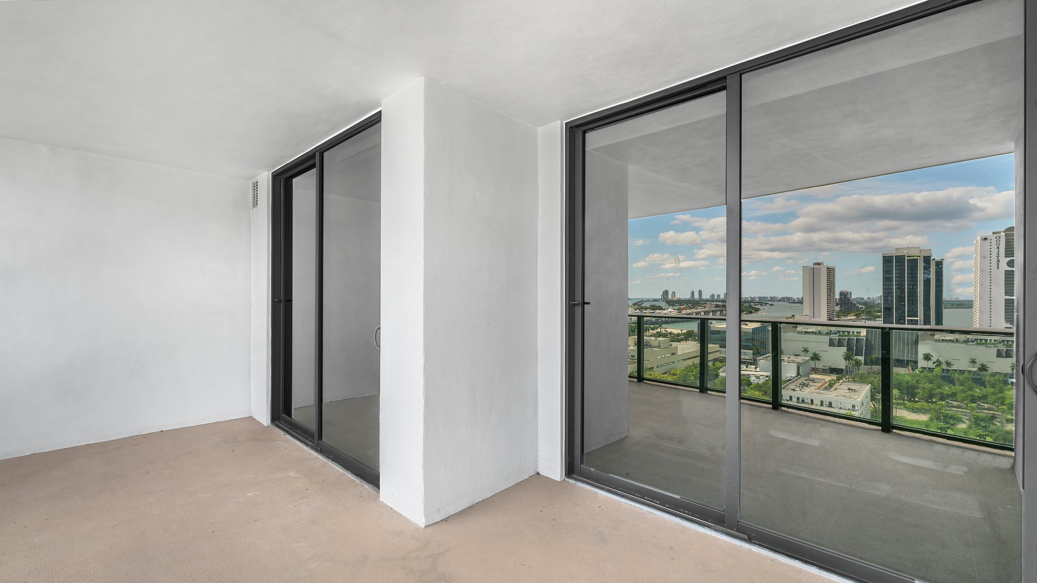 1600 NE 1st Ave, Miami, FL 33132, USA Photo 23
