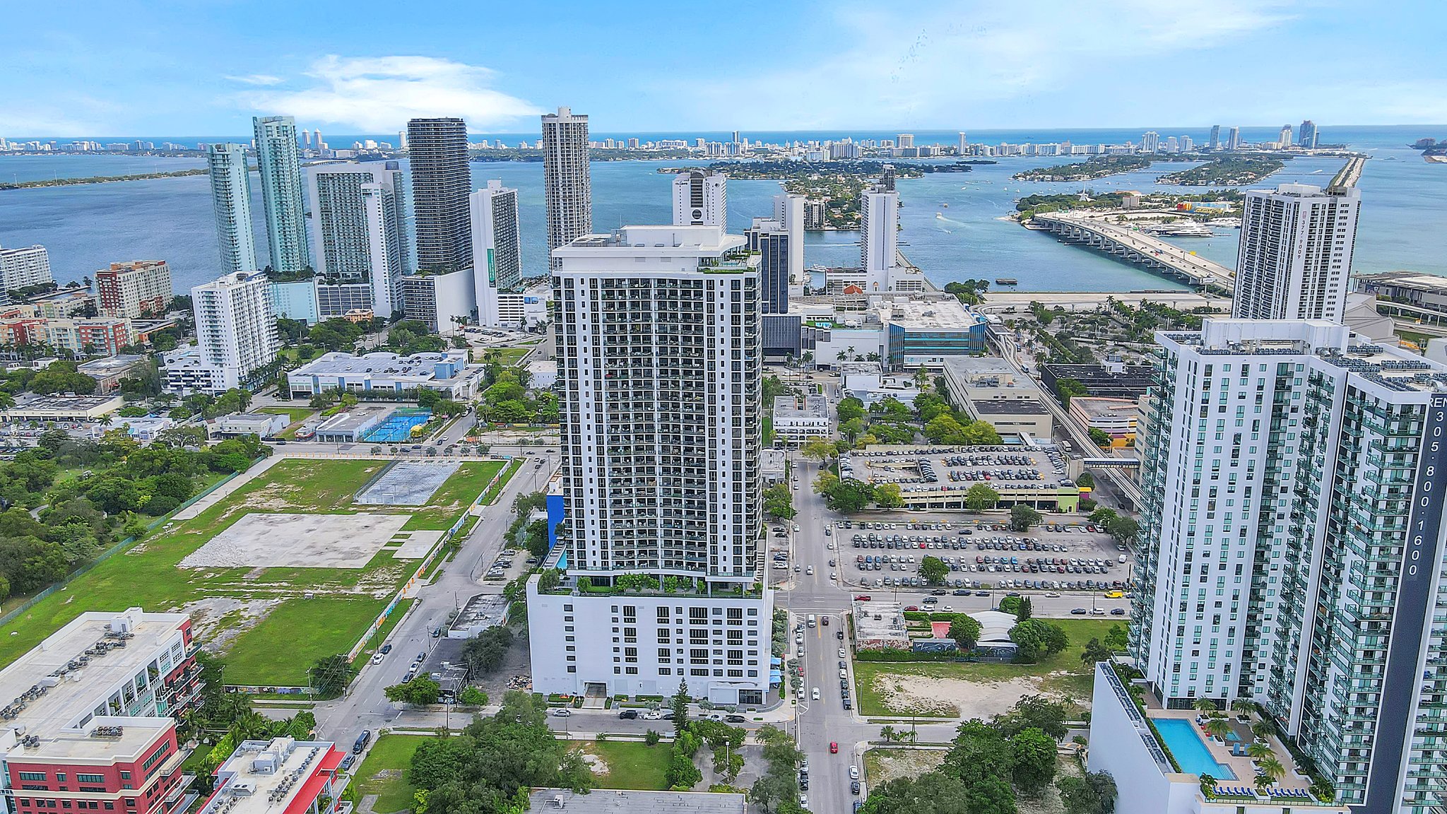 1600 NE 1st Ave, Miami, FL 33132, USA Photo 3