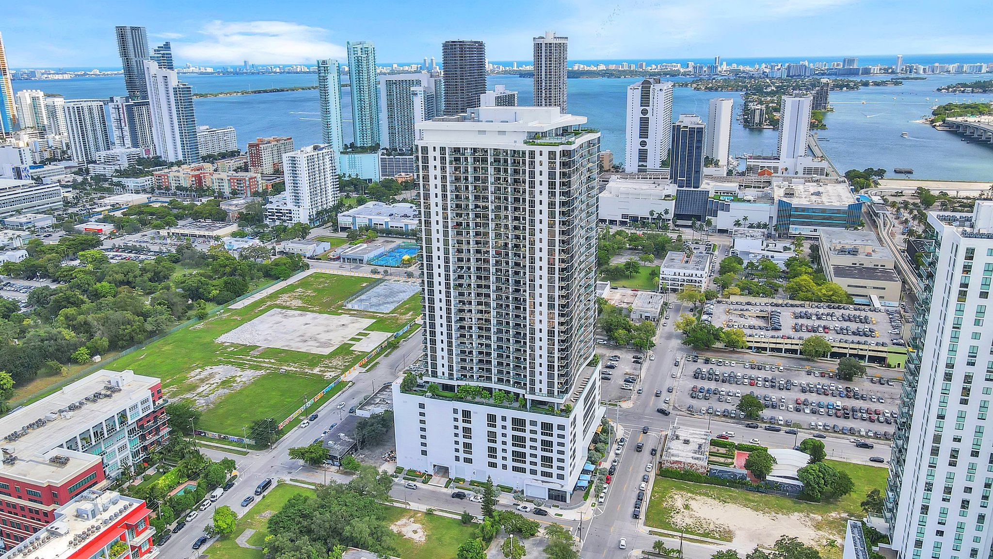 1600 NE 1st Ave, Miami, FL 33132, USA