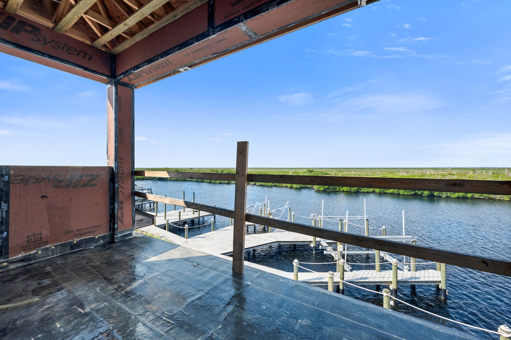 Guest Suite Balcony 1