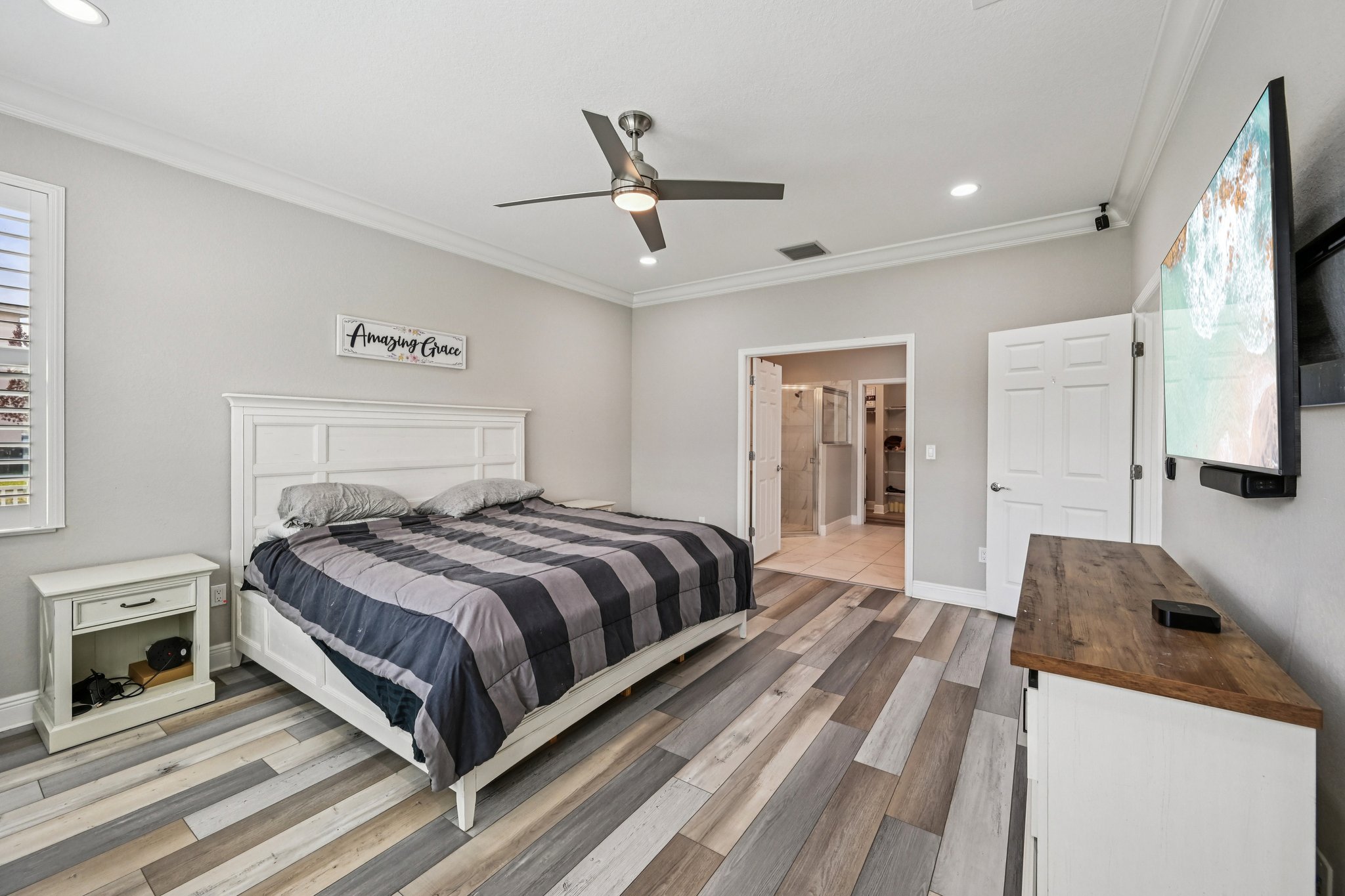 NW Vivanco St-L0803-023.jpg