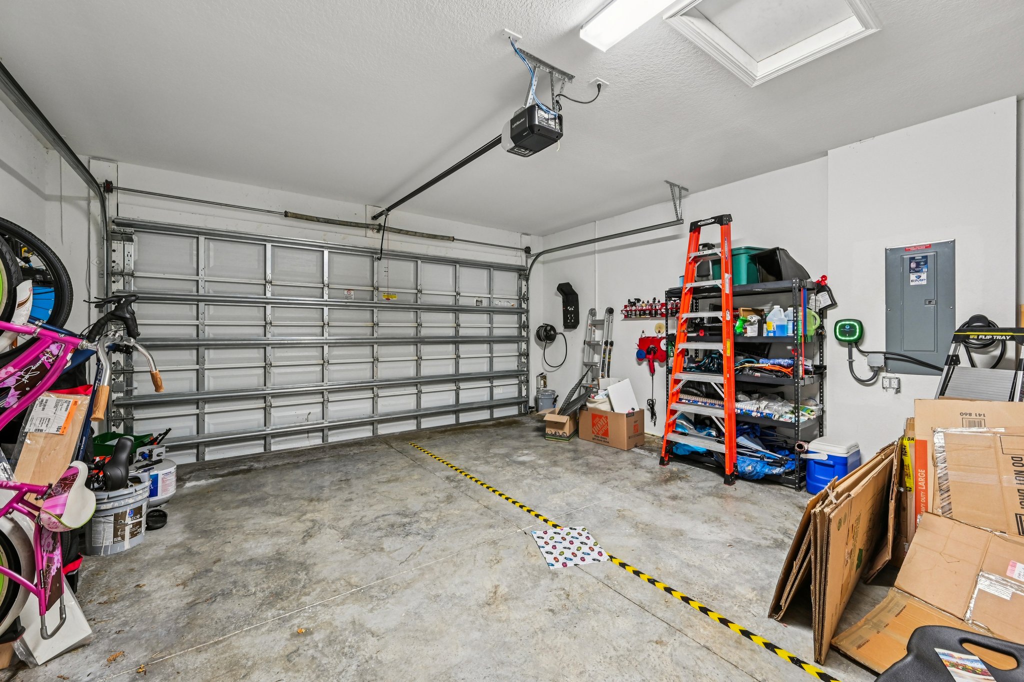 NW Vivanco St-L0803-028.jpg