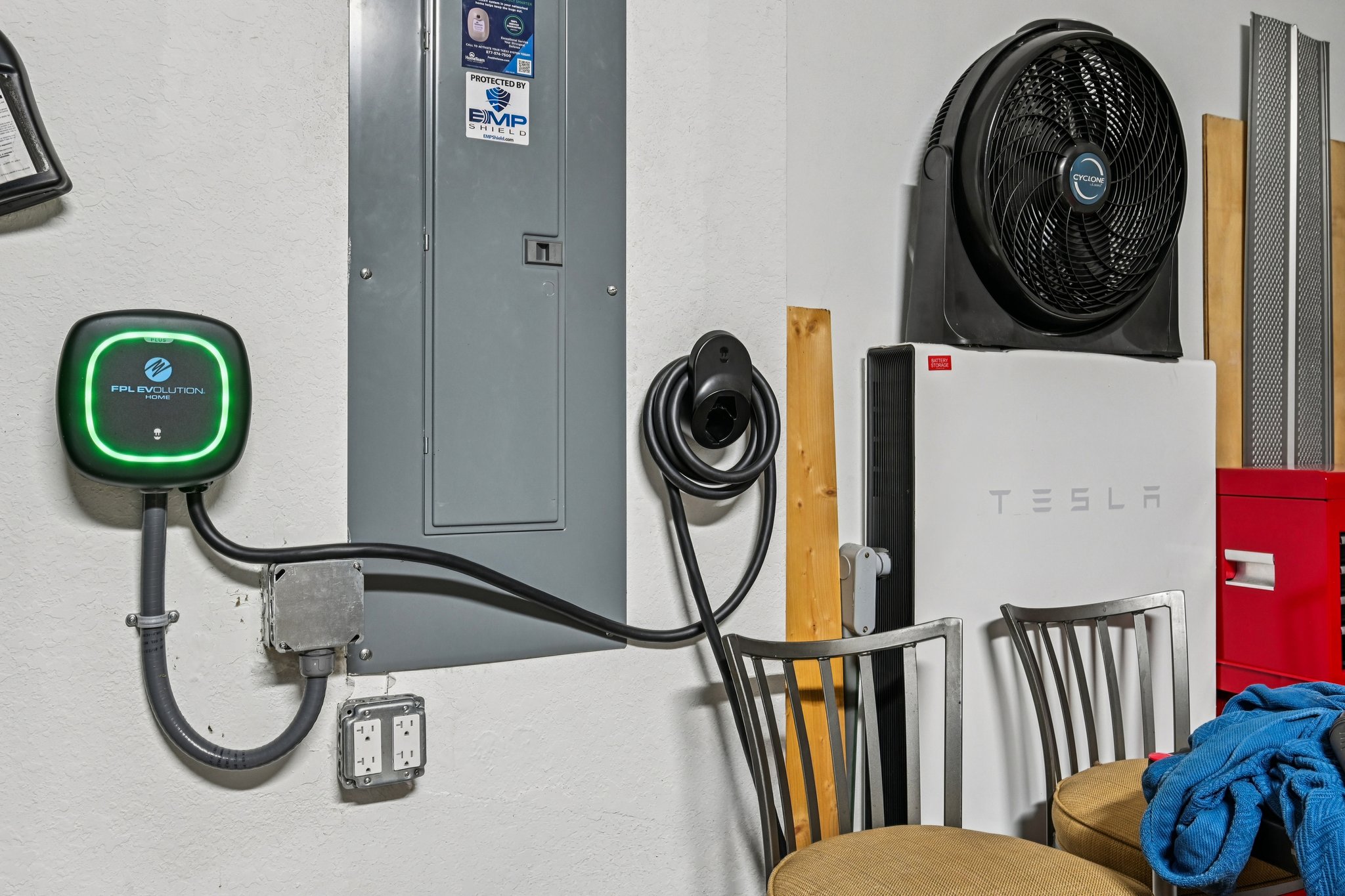 NW Vivanco St-L0803-029.jpg