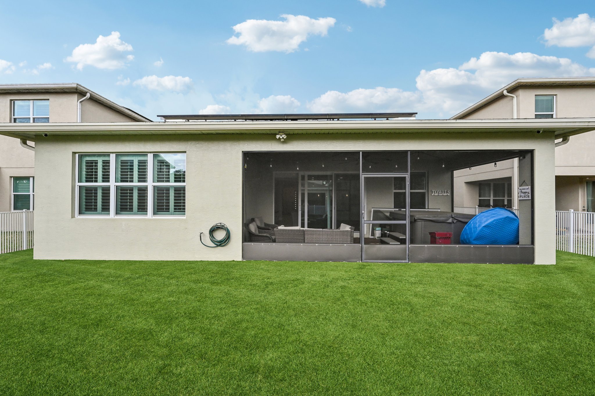 NW Vivanco St-L0803-032.jpg