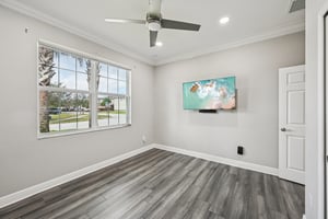 NW Vivanco St-L0803-017.jpg