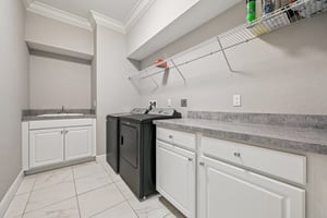 NW Vivanco St-L0803-020.jpg