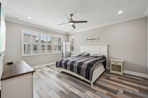 NW Vivanco St-L0803-022.jpg