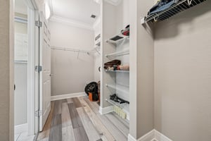 NW Vivanco St-L0803-027.jpg