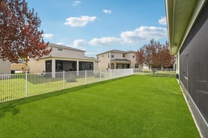 NW Vivanco St-L0803-034.jpg