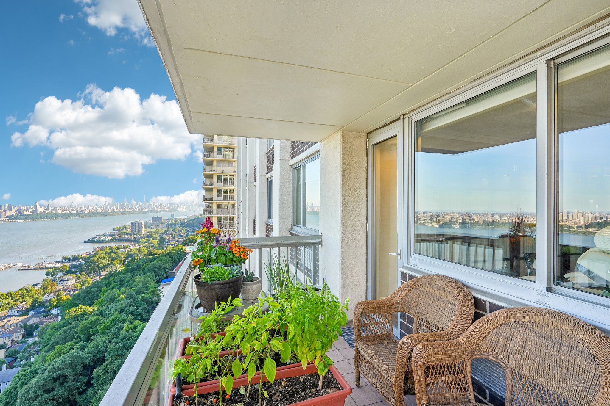 Parker Ave-S1609-050r.jpg