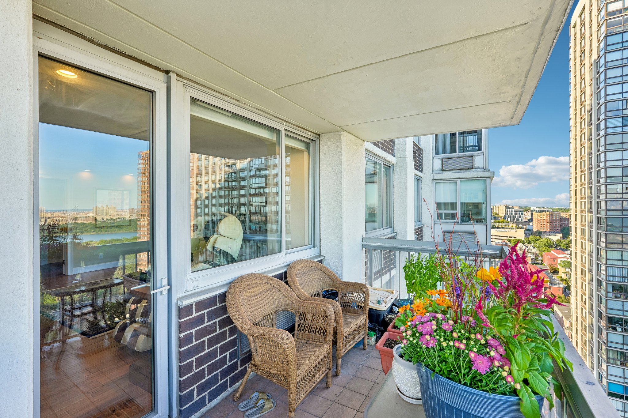 Parker Ave-S1609-052r.jpg