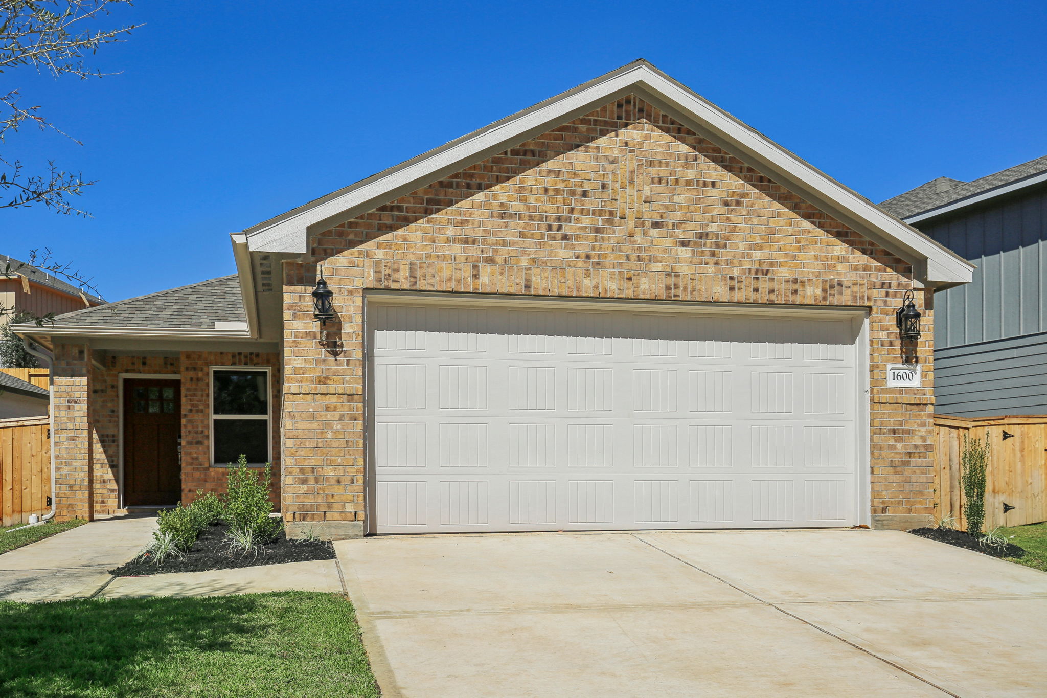 Meritage Homes Houston - Montgomery Oaks - 1600 Shae Oak Ln, Conroe, TX 77304 - 002