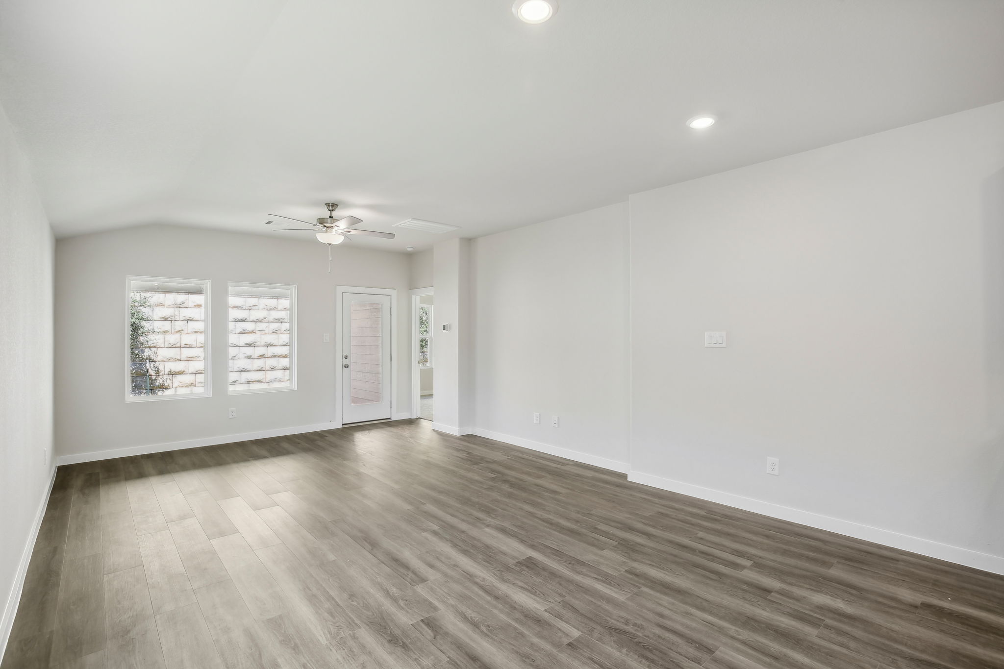 Meritage Homes Houston - Montgomery Oaks - 1600 Shae Oak Ln, Conroe, TX 77304 - 004